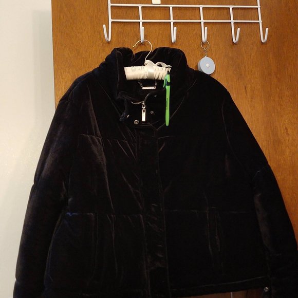 NEW with tags NWT Macy's JouJou black soft velvety Puffer coat 1X/Junior… - Picture 1 of 6